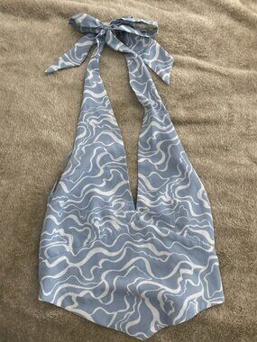 Abercrombie Size M Blue Pointed Hem Halter Top